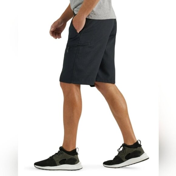 🖤 Wrangler Men's Black Outdoor Shorts – Size 42 NWT black cargo shorts new - Picture 5 of 16